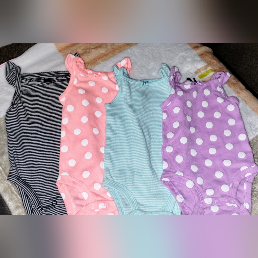 Carters Brand Size 3m Baby Girls Sleeveless Onesies 4pc Stripes  Dots Euc